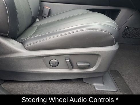 Used 2023 INFINITI QX60 Luxe w/ Performance Audio Package image 13