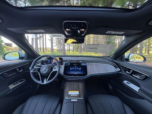 New 2026 Mercedes-Benz E 350 Sedan image 2
