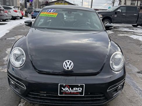 Used 2014 Volkswagen Beetle TDI image 2