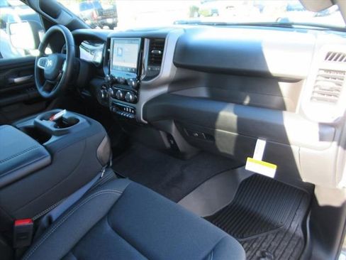 New 2026 RAM 1500 Classic Warlock image 11