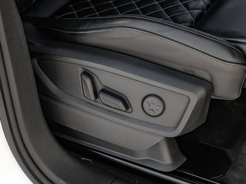 Used 2020 Audi SQ5 Premium Plus image 42