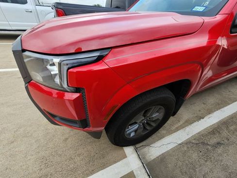 Used 2025 Nissan Frontier SV RWD image 7