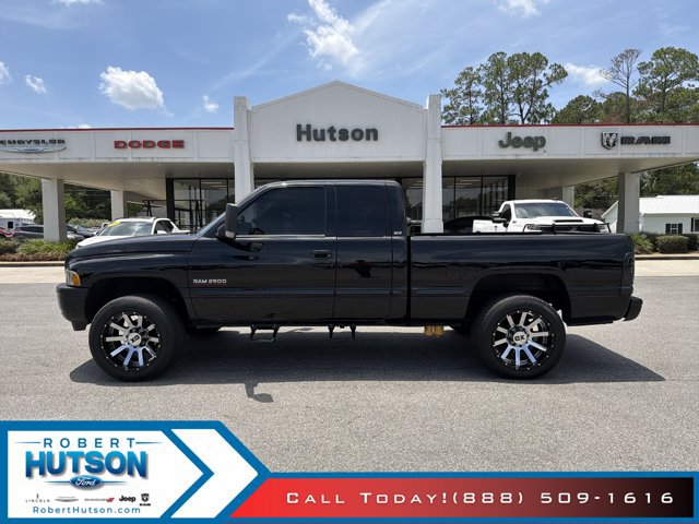 Used 1999 Dodge Ram 2500 Truck 2WD Quad Cab image 1