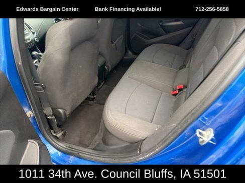 Used 2018 Chevrolet Cruze LT w/ Convenience Package image 21