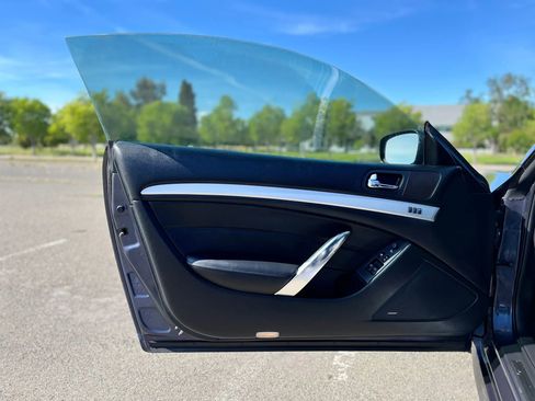 Used 2008 INFINITI G37 Journey w/ Premium Pkg image 9