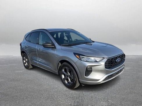Certified 2024 Ford Escape ST-Line AWD/4WD image 5