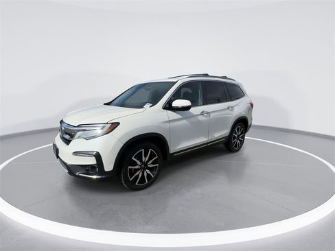 Used 2019 Honda Pilot Elite image 6