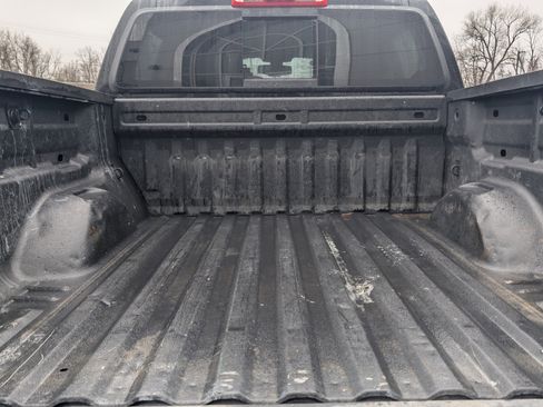 Used 2021 Chevrolet Colorado LT w/ LT Convenience Package AWD/4WD image 9