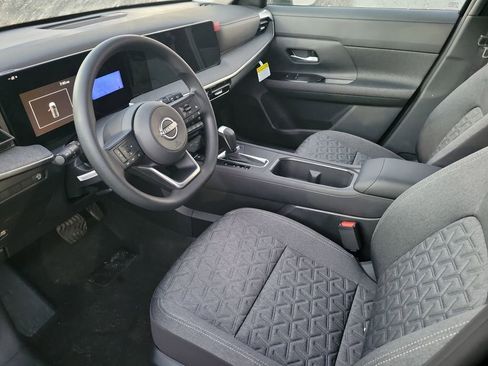 New 2026 Nissan Kicks SV w/ SV Premium Package FWD image 7