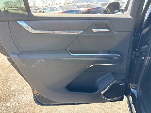 New 2026 GMC Acadia Elevation AWD/4WD image 33