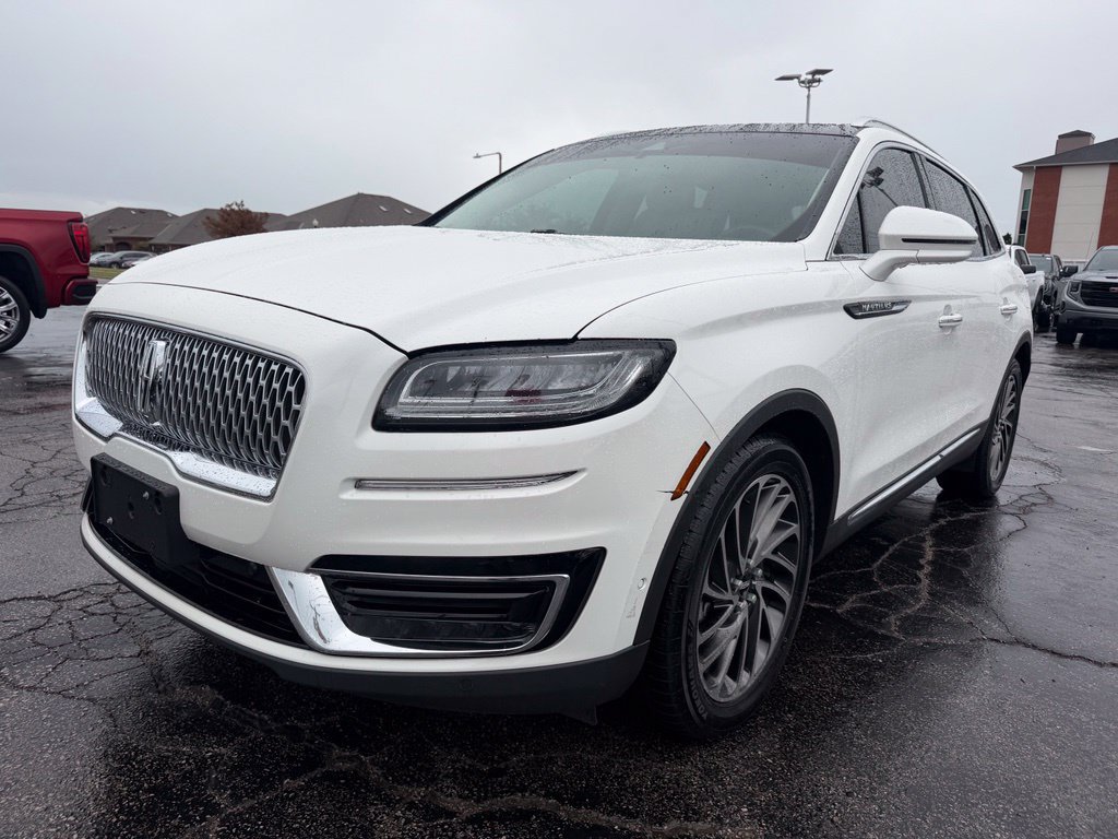 Used 2020 Lincoln Nautilus Reserve w/ Equipment Group 201A FWD image 10