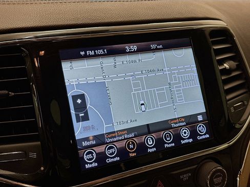 Used 2020 Jeep Grand Cherokee Overland image 22