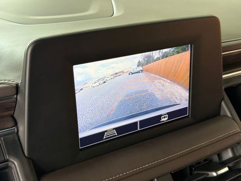 Used 2022 Chevrolet Tahoe LS w/ Driver Alert Package image 8