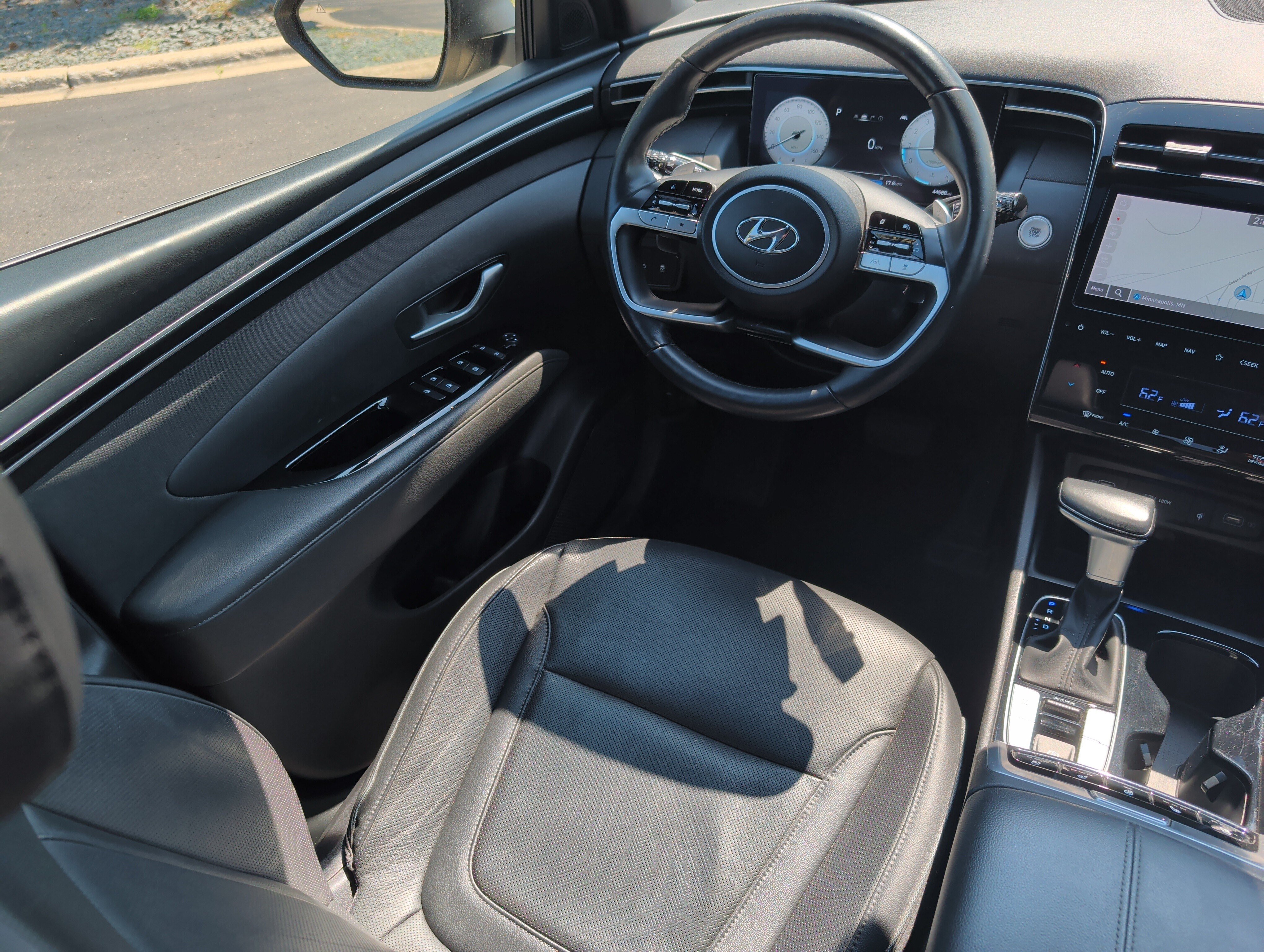 Used 2022 Hyundai Santa Cruz Limited AWD/4WD image 10