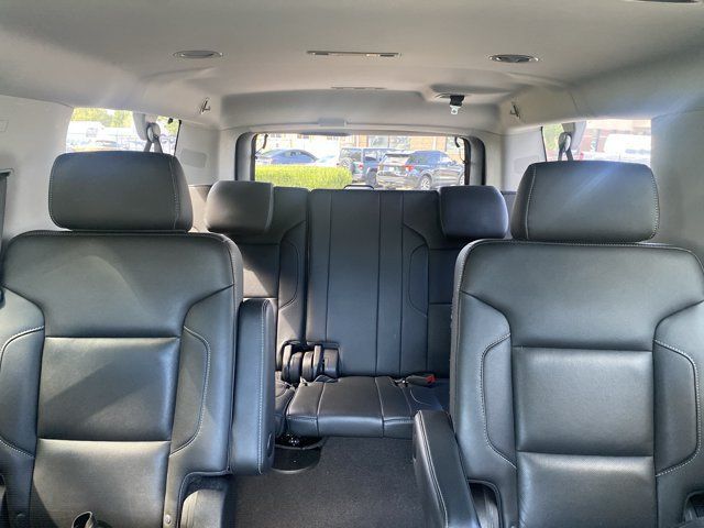 Used 2019 GMC Yukon XL SLT w/ Premium Edition AWD/4WD image 32