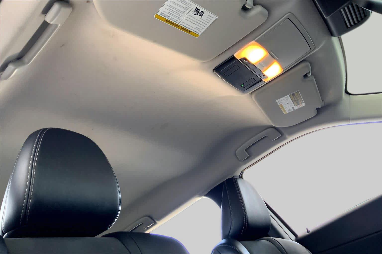 Used 2024 Mitsubishi Outlander SE FWD image 14