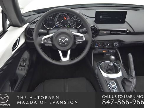 Certified 2025 MAZDA MX-5 Miata Club image 28