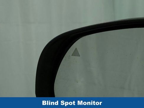 Used 2019 Jeep Cherokee Limited image 12