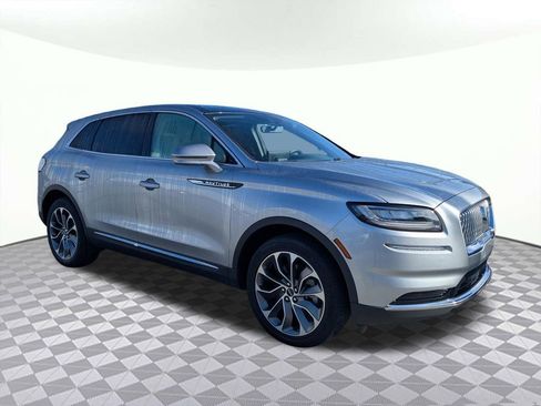 Used 2022 Lincoln Nautilus Reserve w/ Luxury Package FWD image 1