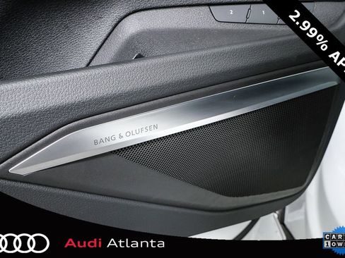 Used 2022 Audi e-tron Prestige w/ Prestige Package image 7