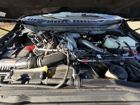 Used 2024 Ford F250 Platinum AWD/4WD image 14