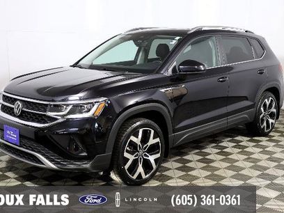 Used 2022 Volkswagen Taos SEL