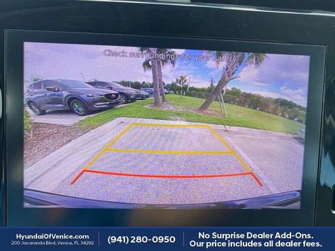 Certified 2024 Hyundai Tucson SEL FWD image 4