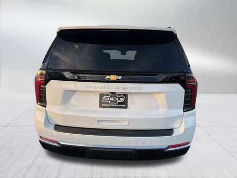 New 2026 Chevrolet Suburban LS image 8