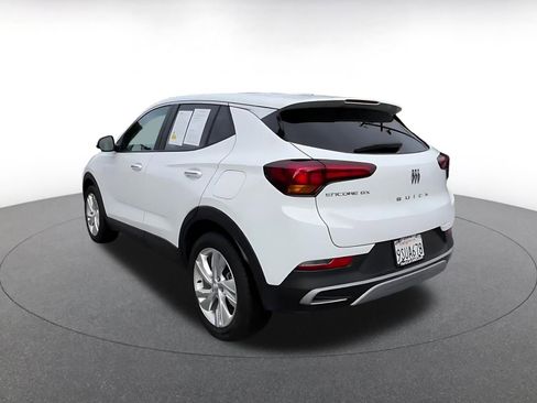 Used 2025 Buick Encore GX Preferred image 11