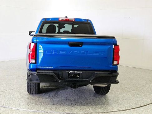 Used 2024 Chevrolet Colorado Z71 w/ Z71 Convenience Package 2 AWD/4WD image 6