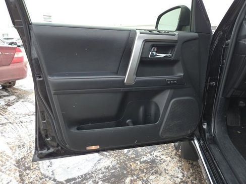 Used 2022 Toyota 4Runner Limited image 10