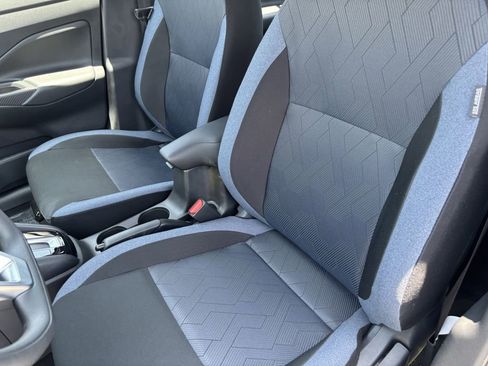 New 2025 Nissan Versa SV w/ Trunk Package image 15