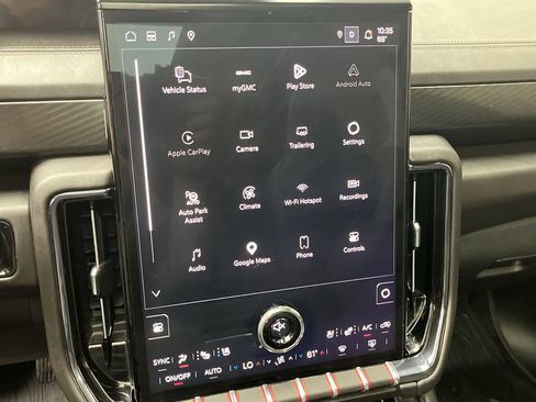 Certified 2025 GMC Yukon XL AT4 w/ AT4 Premium Package AWD/4WD image 22