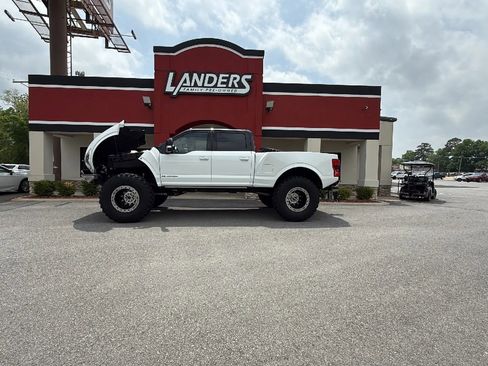 Used 2022 Ford F250 Lariat w/ Lariat Ultimate Package AWD/4WD image 66