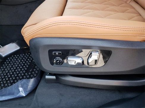 New 2026 BMW X5 xDrive40i w/ M Sport Package image 19