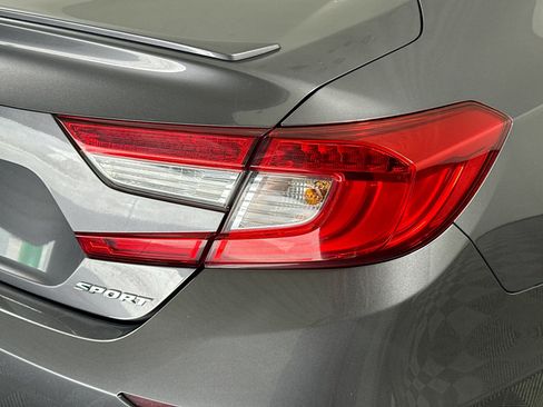 Used 2019 Honda Accord Sport image 34