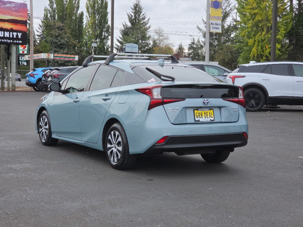 Used 2020 Toyota Prius XLE w/ Advanced Technology Package AWD/4WD image 4
