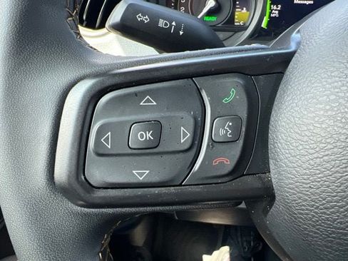 Used 2024 Jeep Wrangler Unlimited AWD/4WD image 18