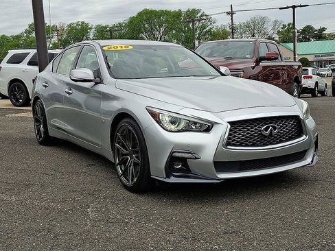 Used 2019 INFINITI Q50 Signature Edition AWD/4WD image 2