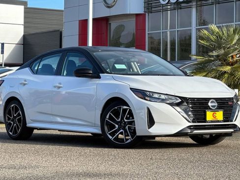 New 2025 Nissan Sentra SR w/ SR Premium Package image 2