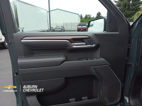Certified 2025 Chevrolet Silverado 1500 LT AWD/4WD image 13