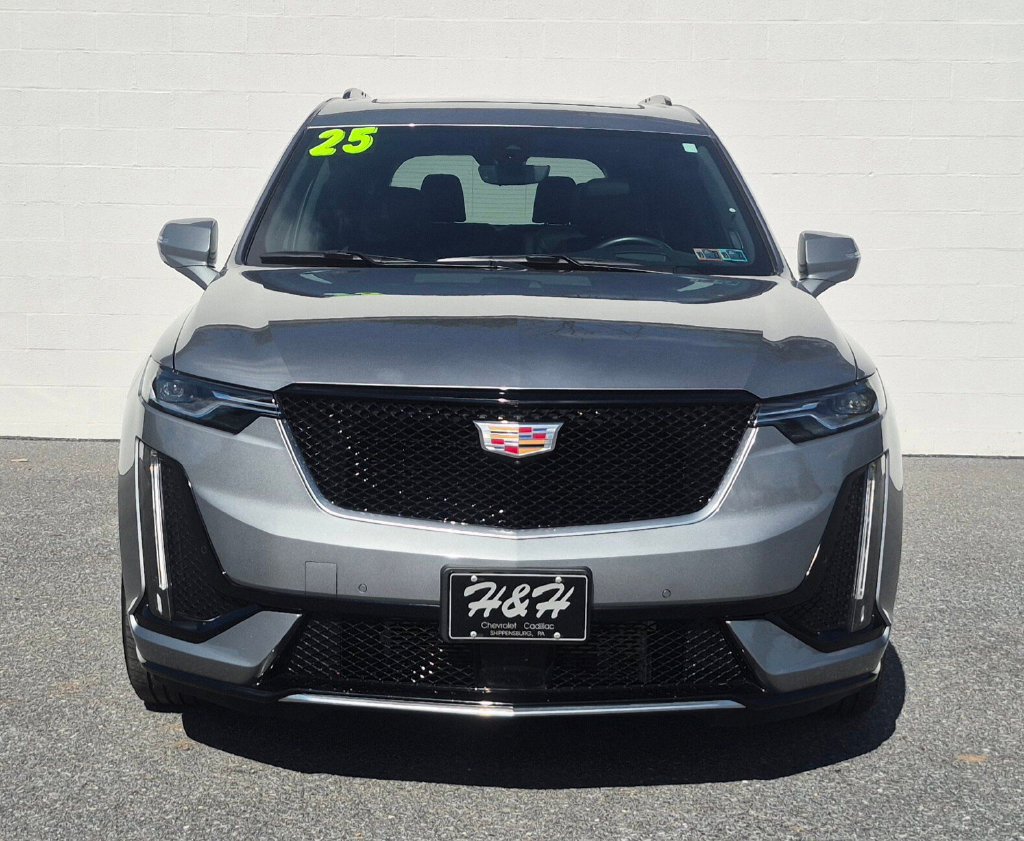 Used 2025 Cadillac XT6 Sport w/ Technology Package AWD/4WD image 15