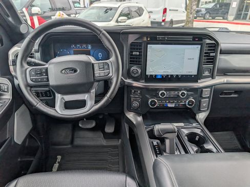 Used 2025 Ford F150 Lariat w/ Equipment Group 502A High AWD/4WD image 16
