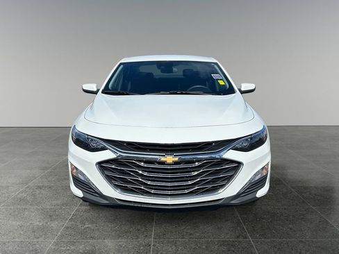Used 2024 Chevrolet Malibu LT image 2