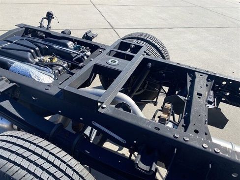 Used 2022 Ford F350 XL w/ Power Equipment Group image 9