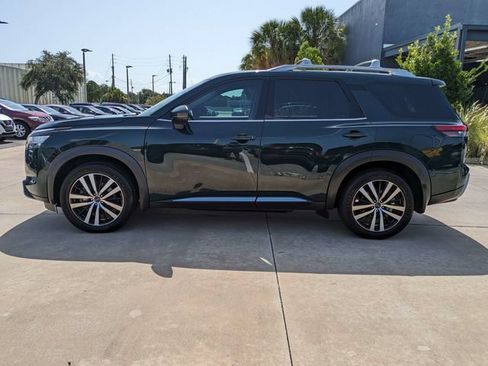 Used 2024 Nissan Pathfinder Platinum w/ Cargo Package AWD/4WD image 9
