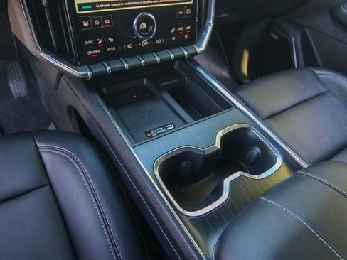 Used 2024 GMC Acadia Elevation w/ Luxury Package AWD/4WD image 21