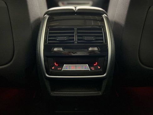 Used 2023 BMW X5 xDrive40i AWD/4WD image 33