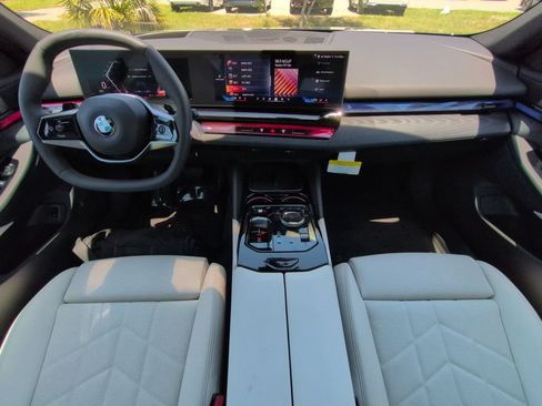 New 2027 BMW 530i RWD image 14