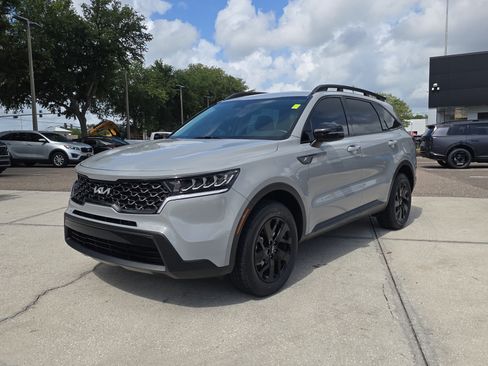 Certified 2022 Kia Sorento S AWD/4WD image 4